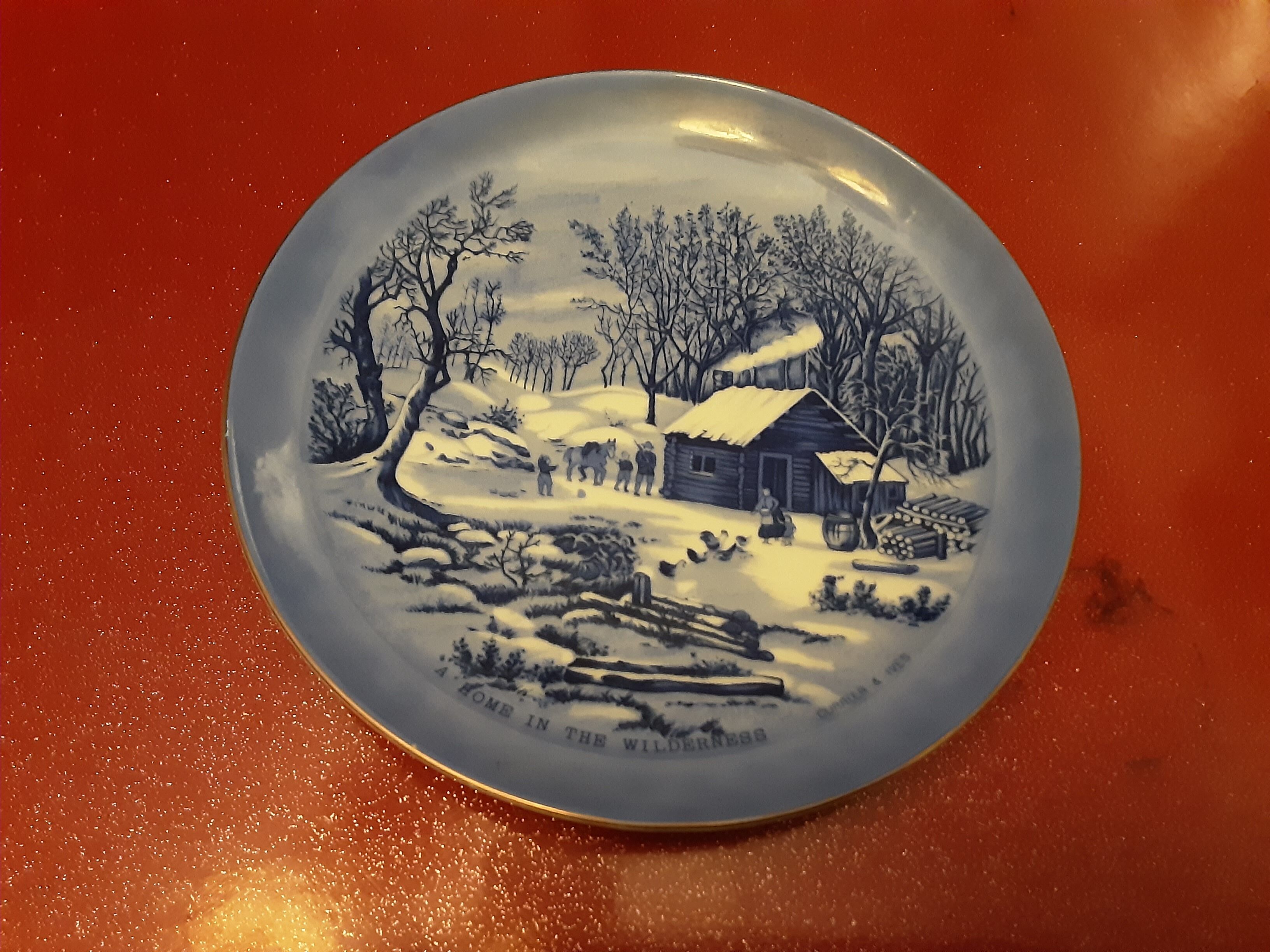 Porcelain plate blue