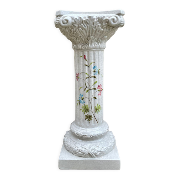 Colonne en faïence craquelée
