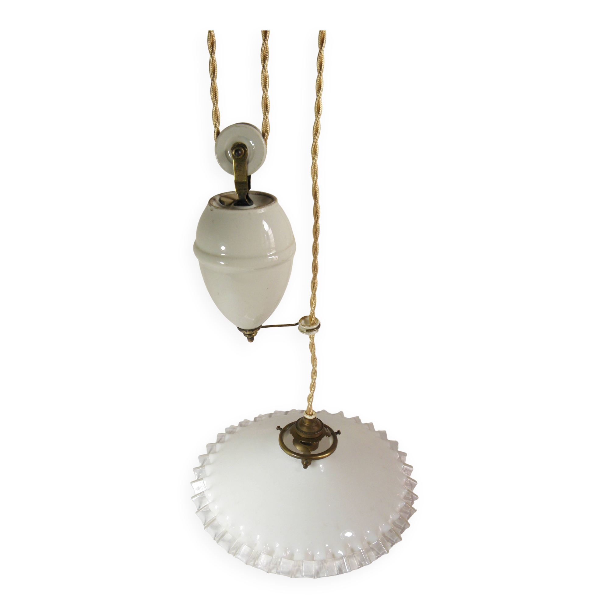 "RISE AND LOWER" SUSPENSION in OPALINE