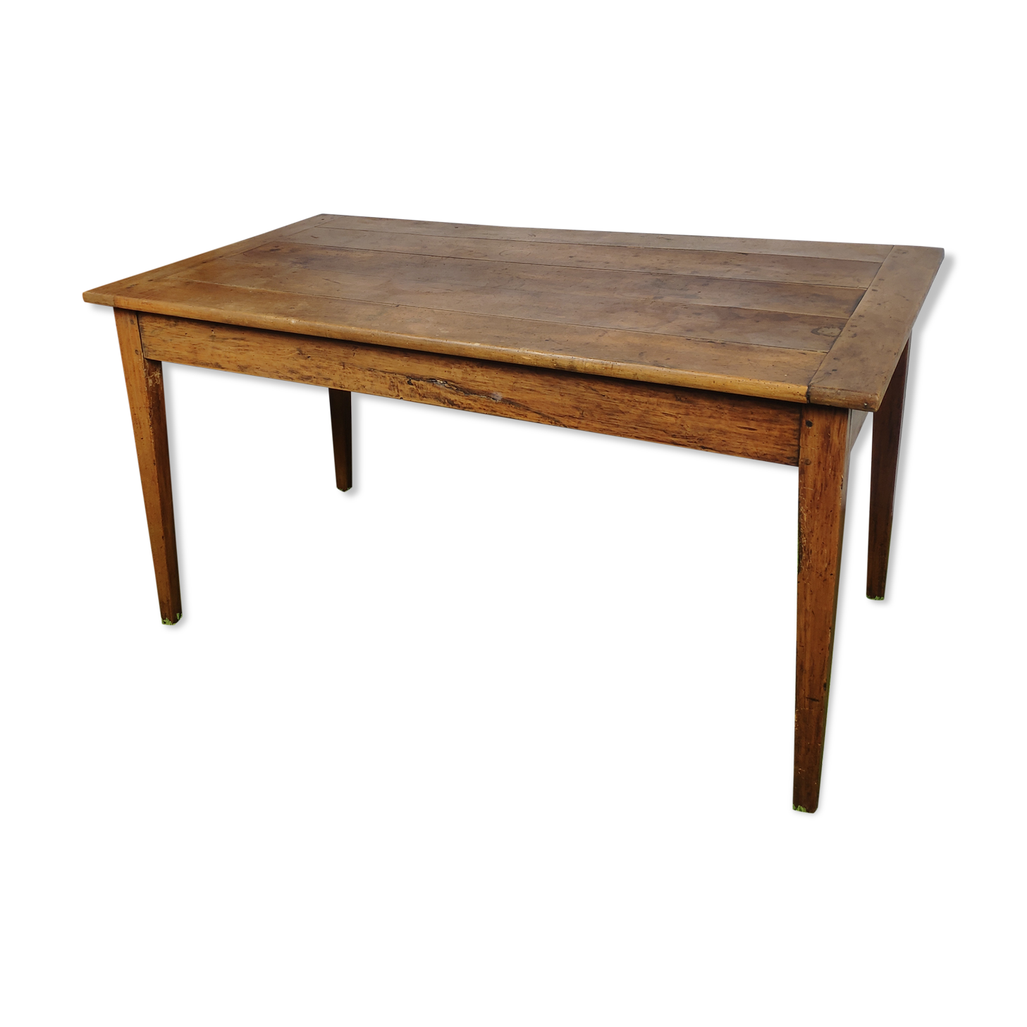 Light wood eating farm table