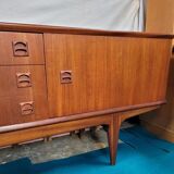 Scandinavian enfilade of the 70s, teak plated.