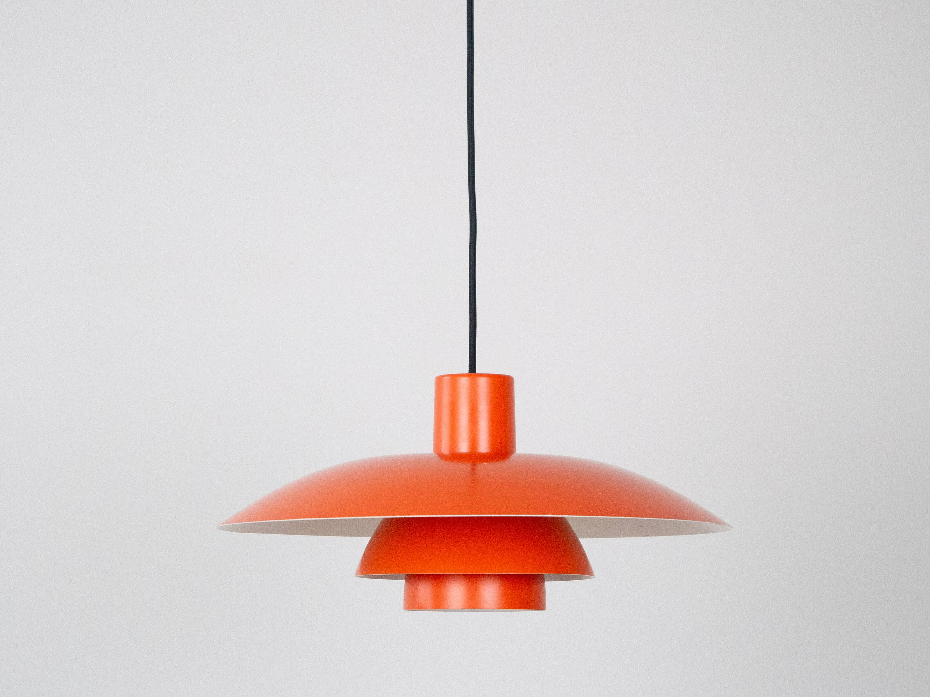 Danish vintage pendant lamp PH 4/3 by Poul Henningsen, Louis Poulsen, 1966