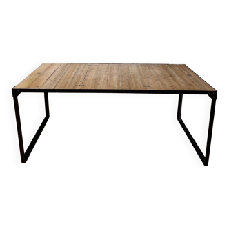 Indistrial dining table