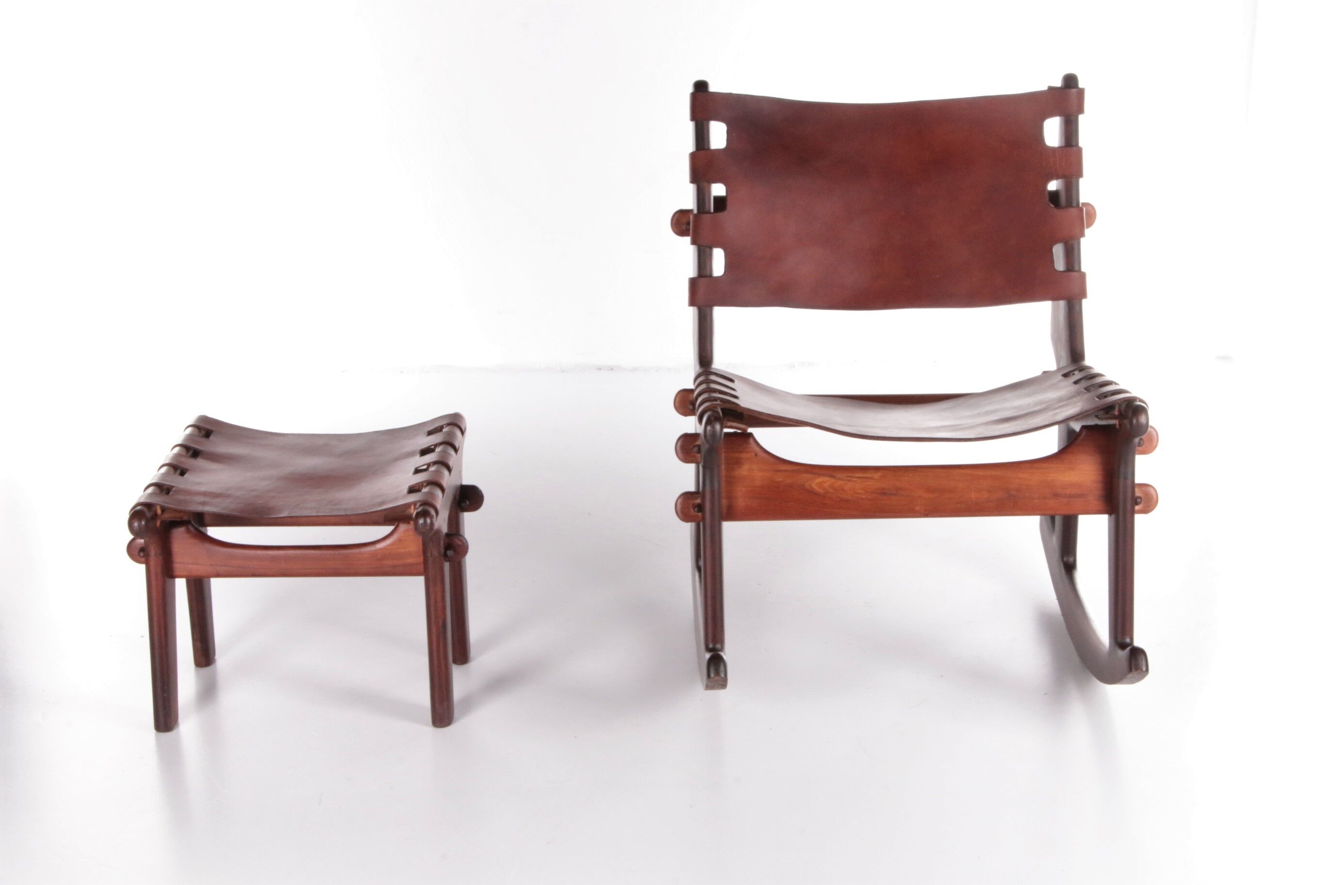 Vintage Design rocking chair design by Angel Pazmino, 1960