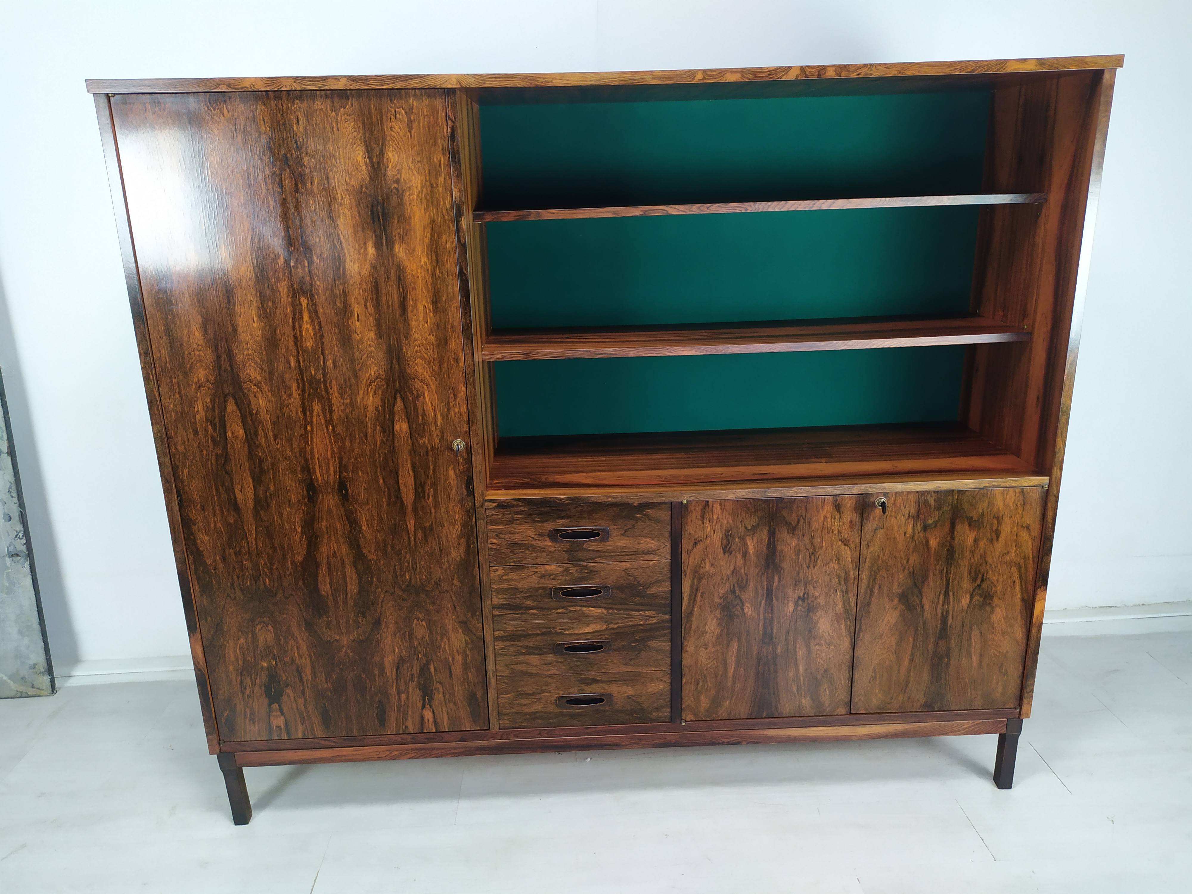 Scandinavian library buffet