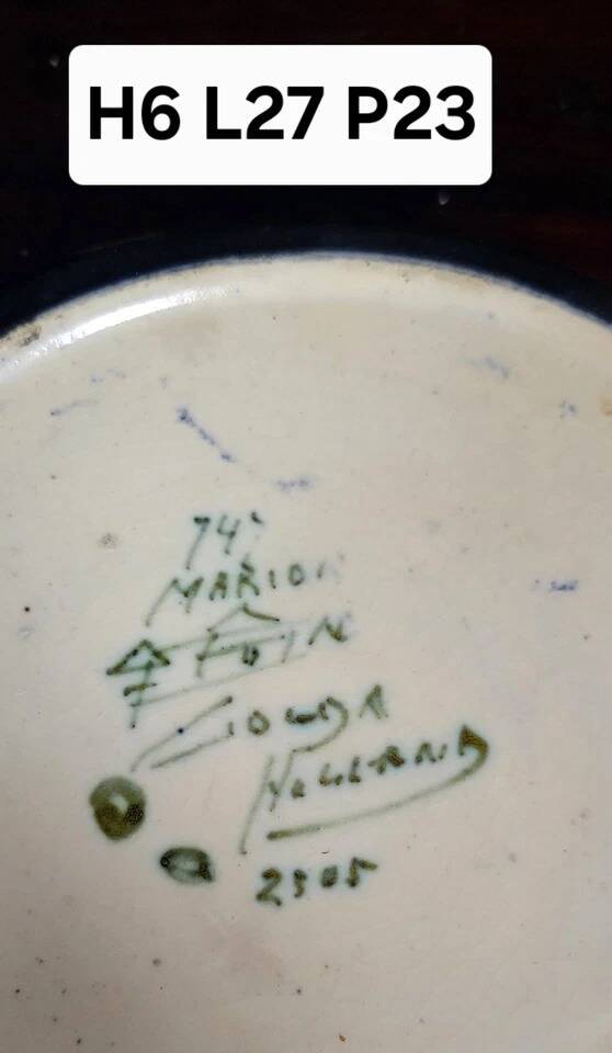 Gouda Holland: large Art Nouveau bowl in painted ceramic