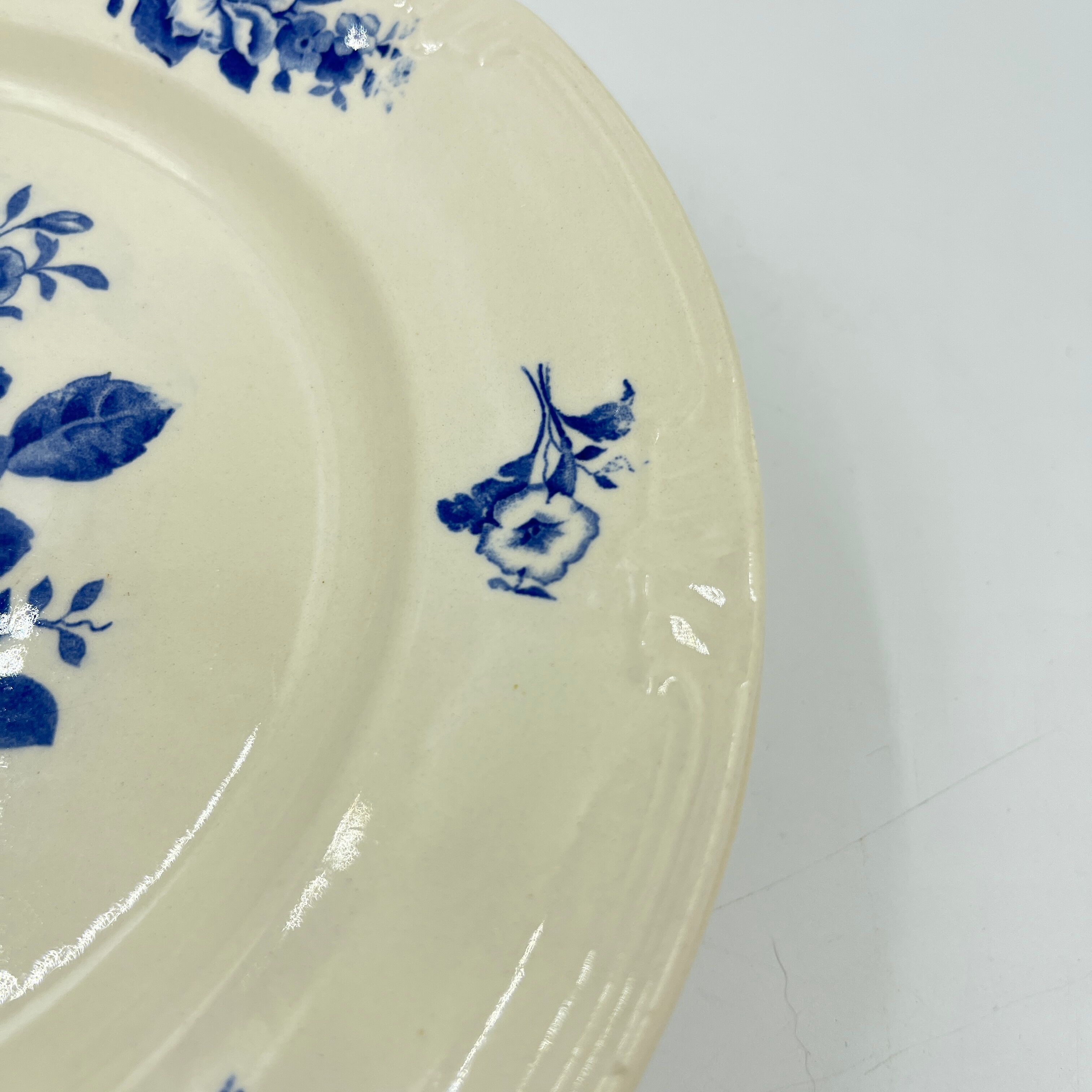 Set of 20 plates Boch Frères décor Rhodia