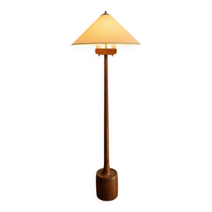 Lampadaire scandinave