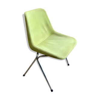 Chair shell polyprop design fabrics Robin day edition Hille 1963