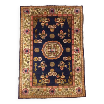 Handmade chinese rug 177x125cm