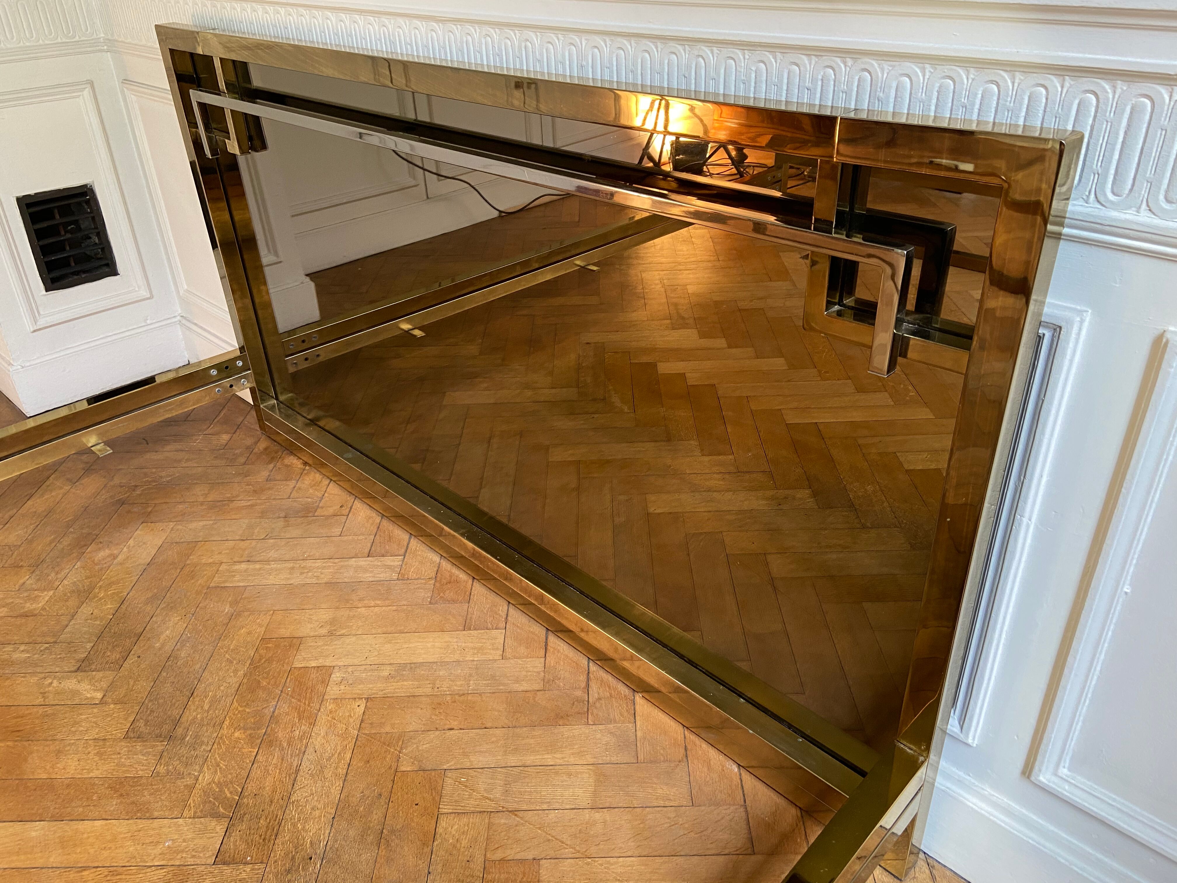 Belgo Chrom bed in gold metal and bronze mirrored headboard, 1970