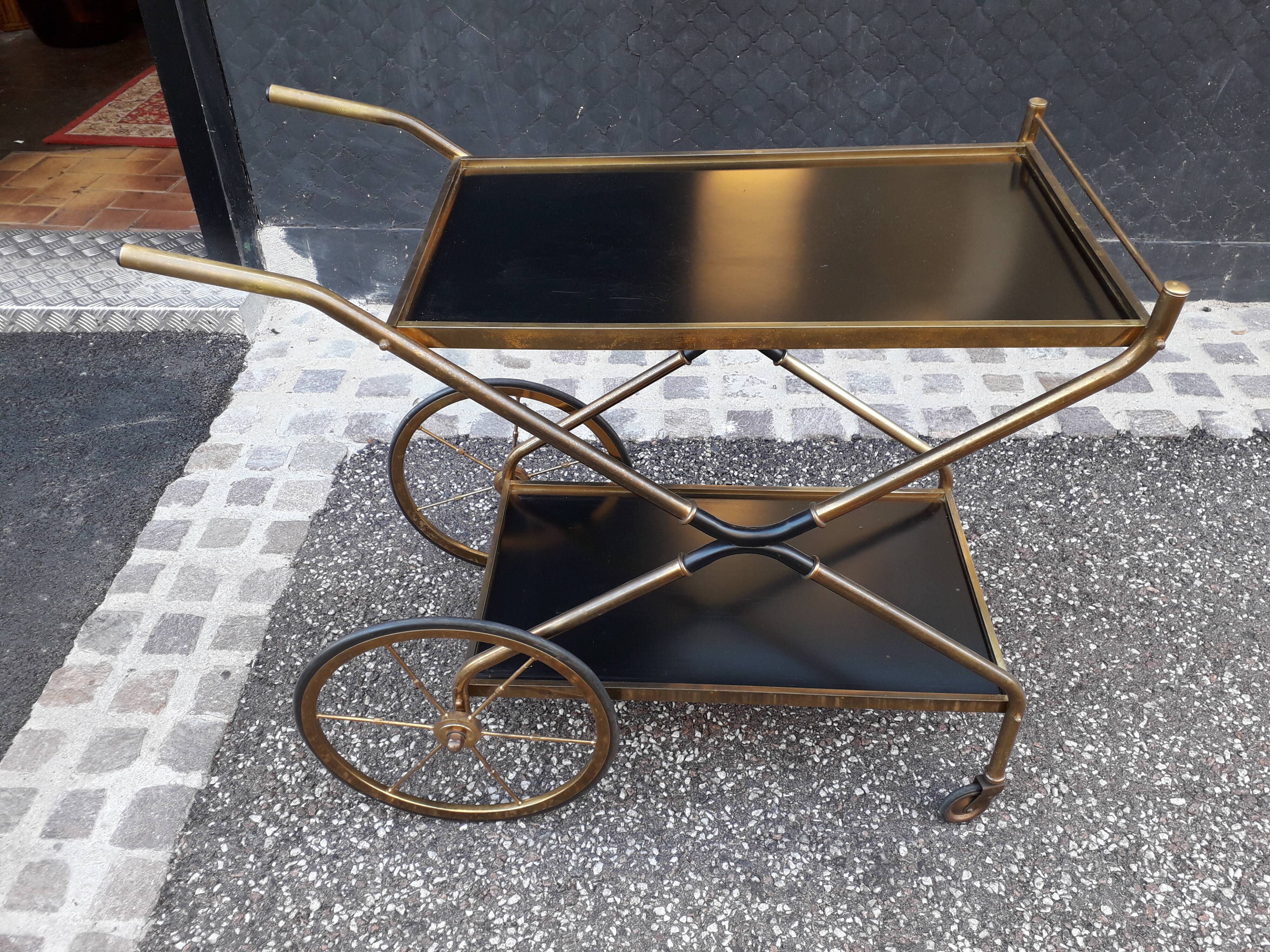 Vintage wheeled service