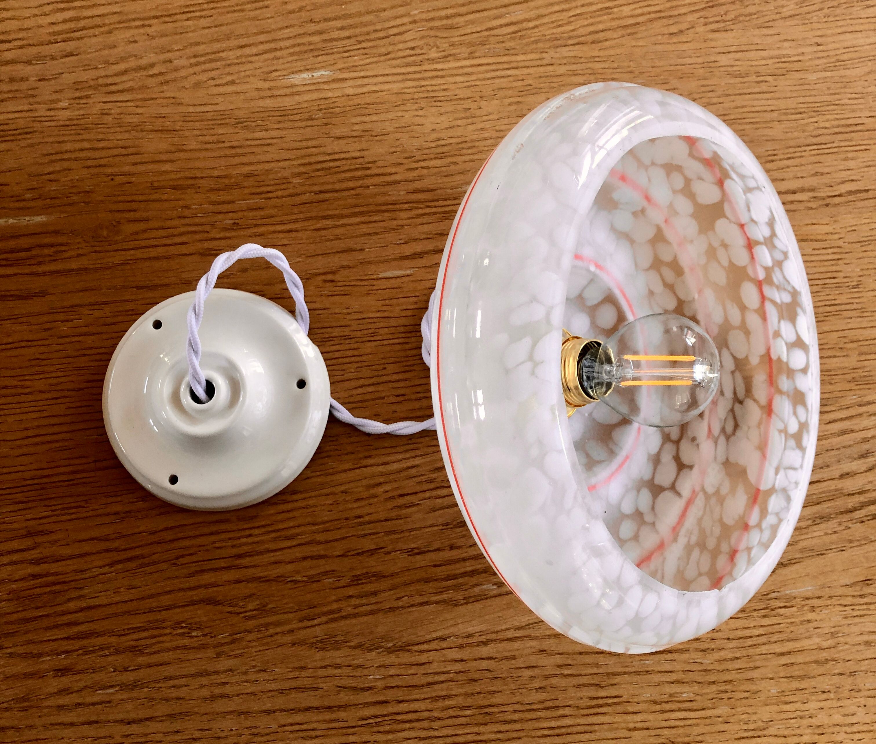 Vintage lampshade suspension and porcelain rosette