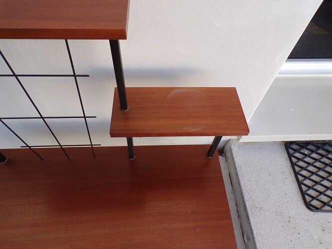 Vintage plant holder shelf