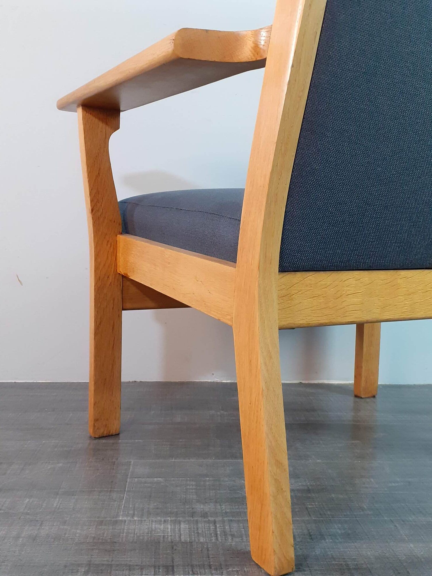 Hans Wegner GE-330 chair by Getama, Vintage Scandinavian 1960s