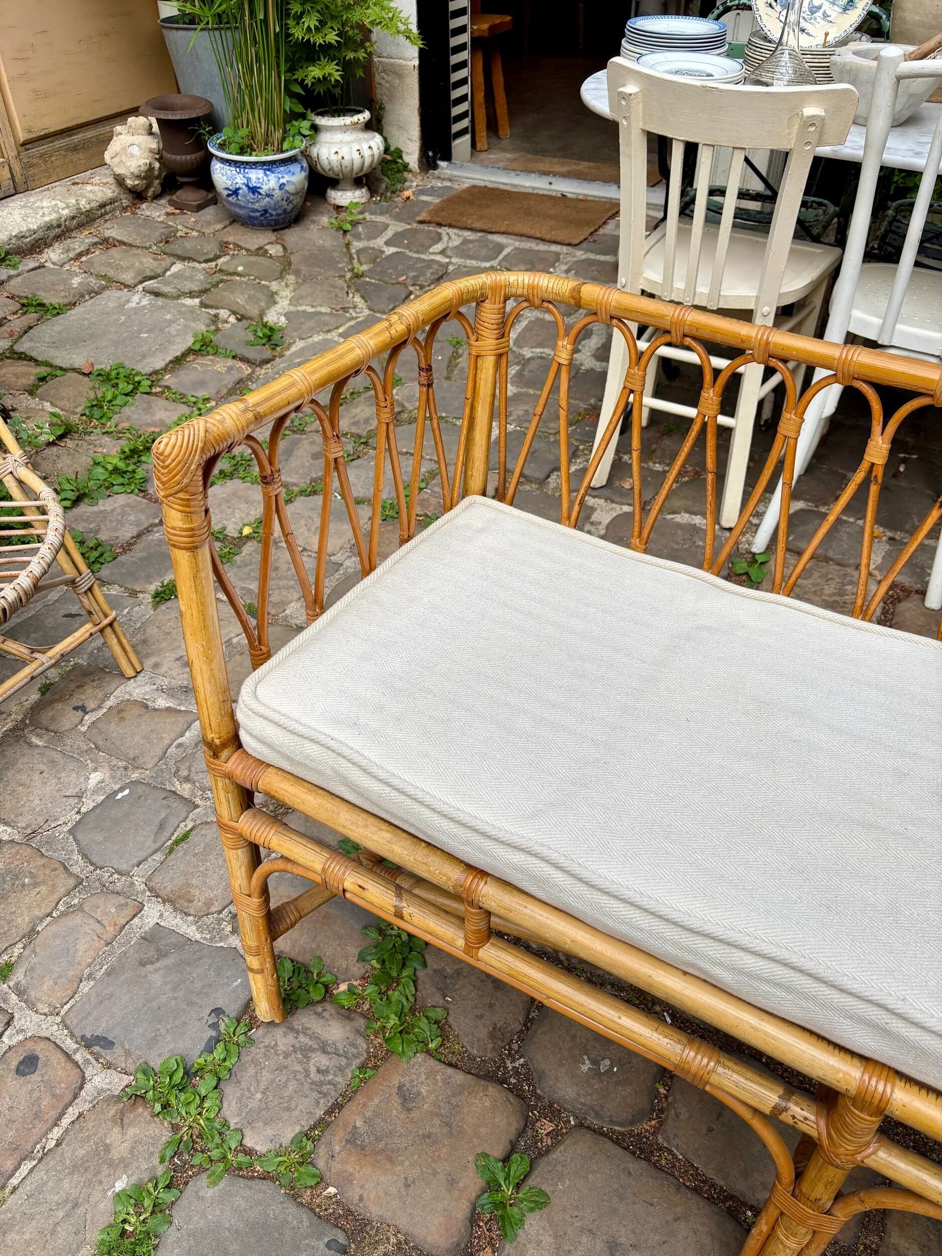 1960s beige rattan and cotton bench