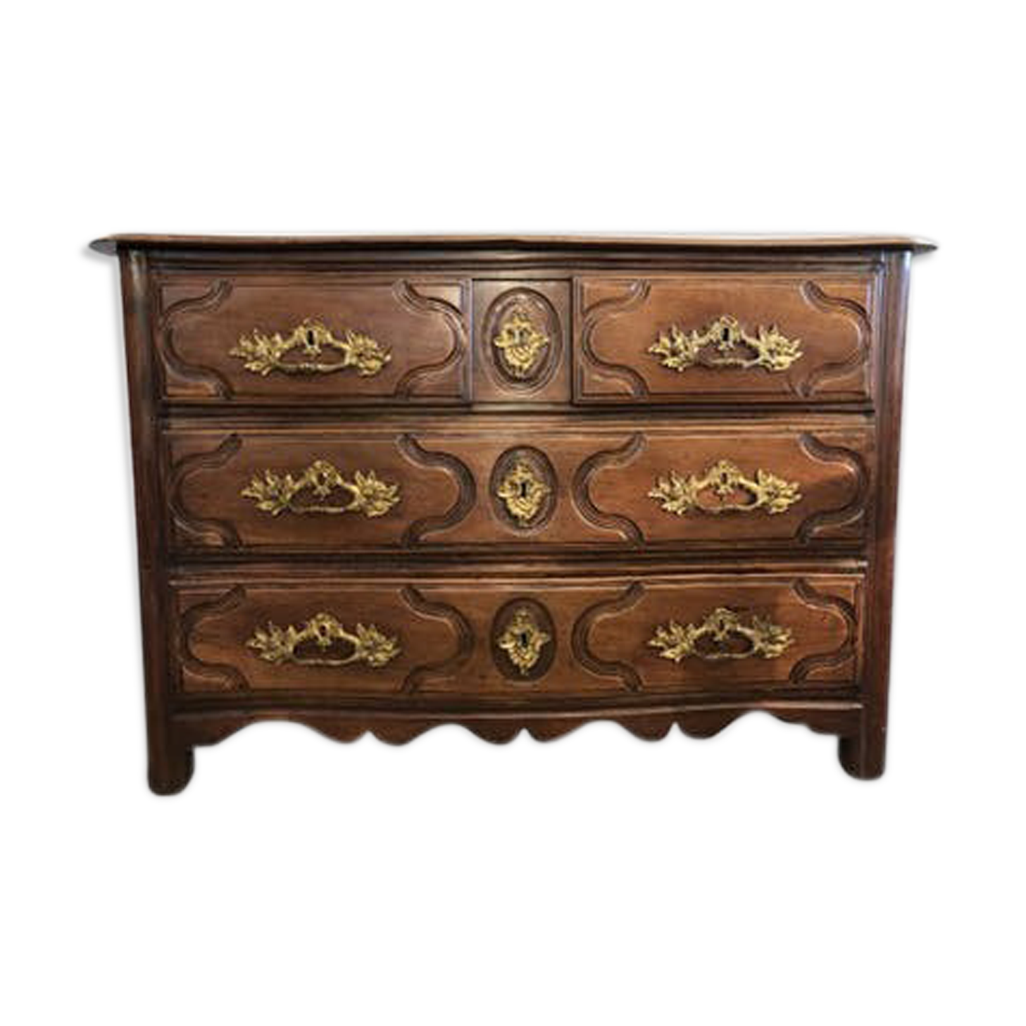 Louis XV dresser