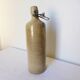 Bouteille en grès vernissé vintage