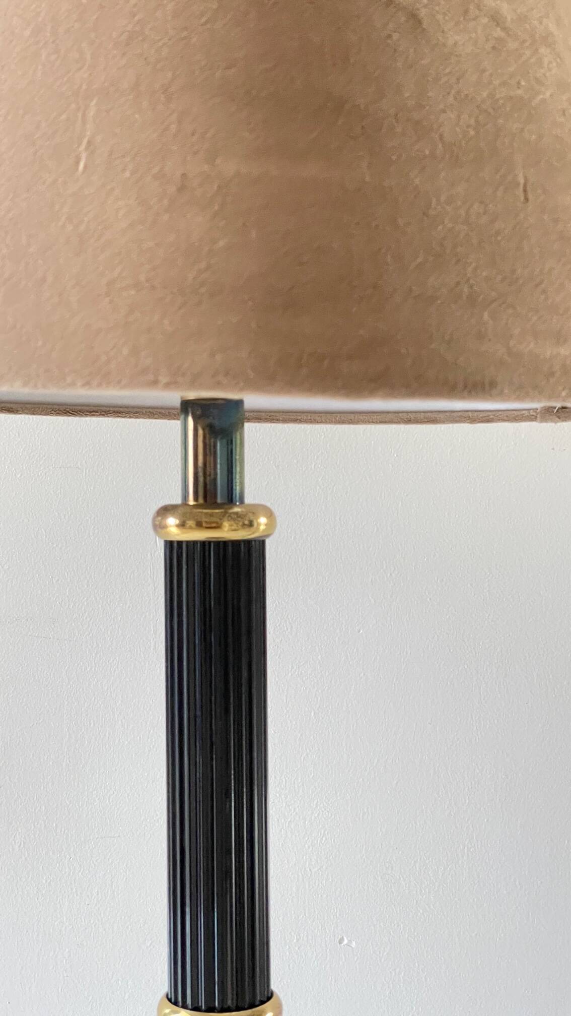 Lampe colonne par le dauphin