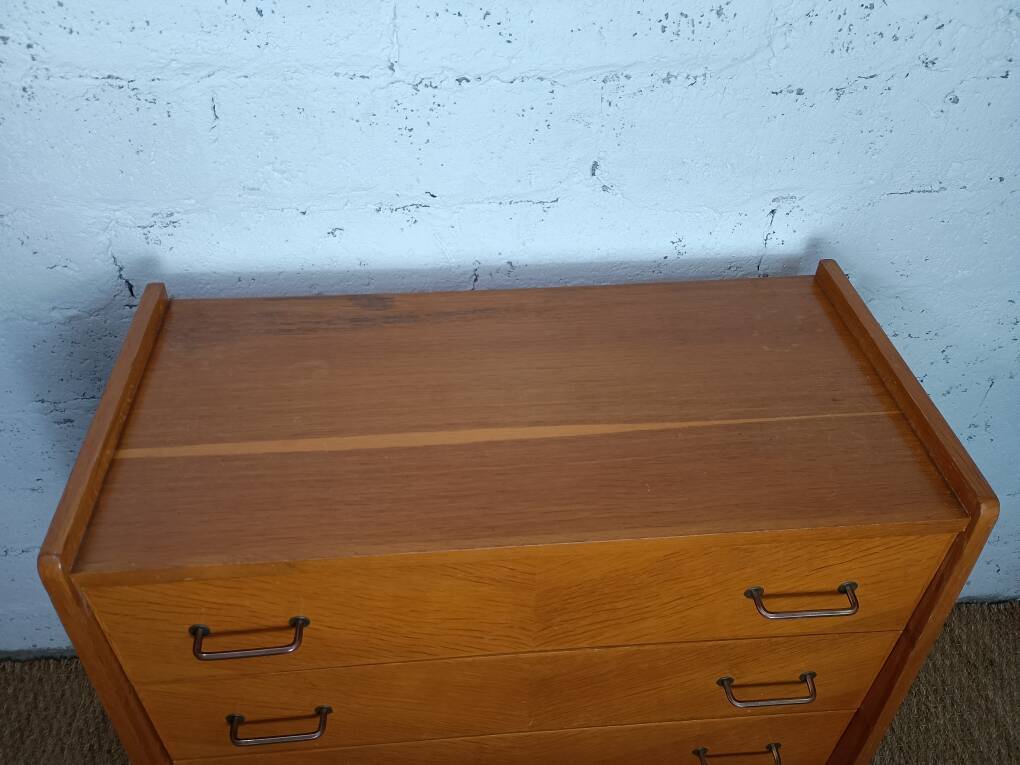 Commode quatre tiroirs année 1960