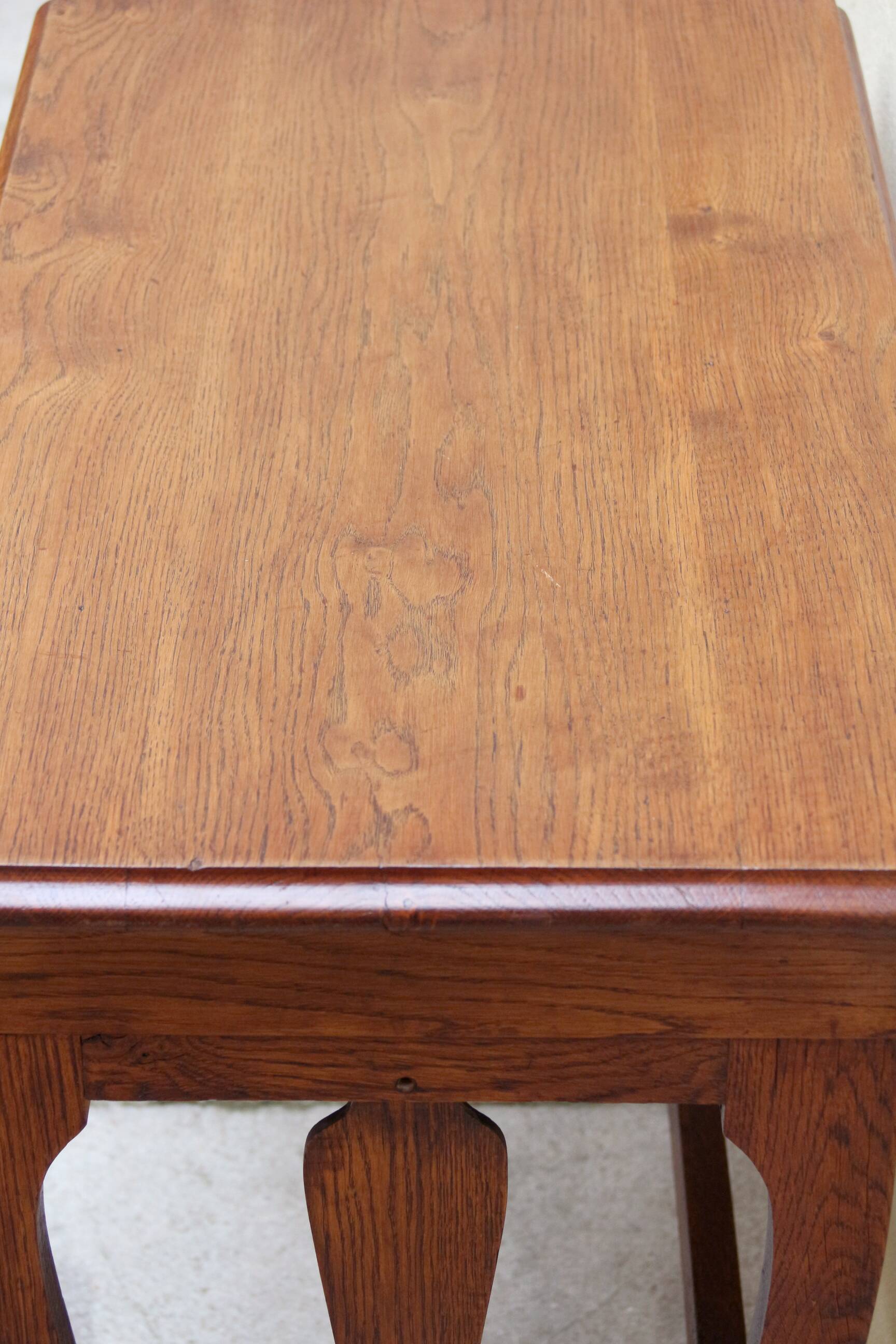 Exceptional: 19th century oak serving trolley, comes from the Senate