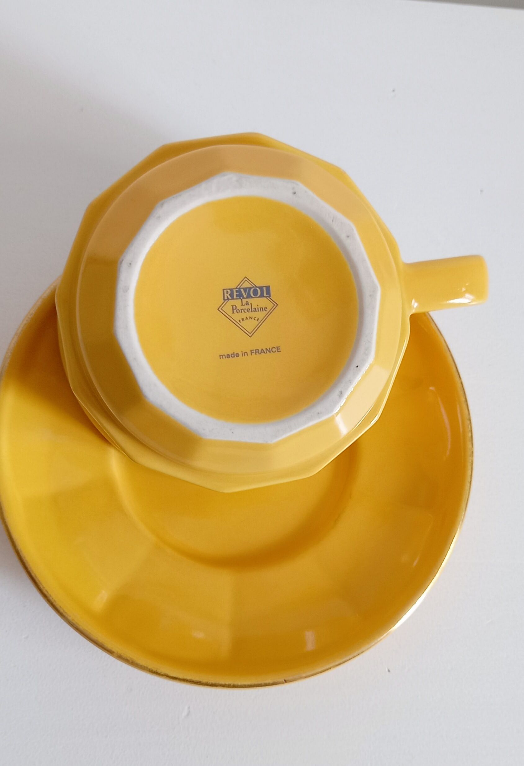 Big REVOL cup