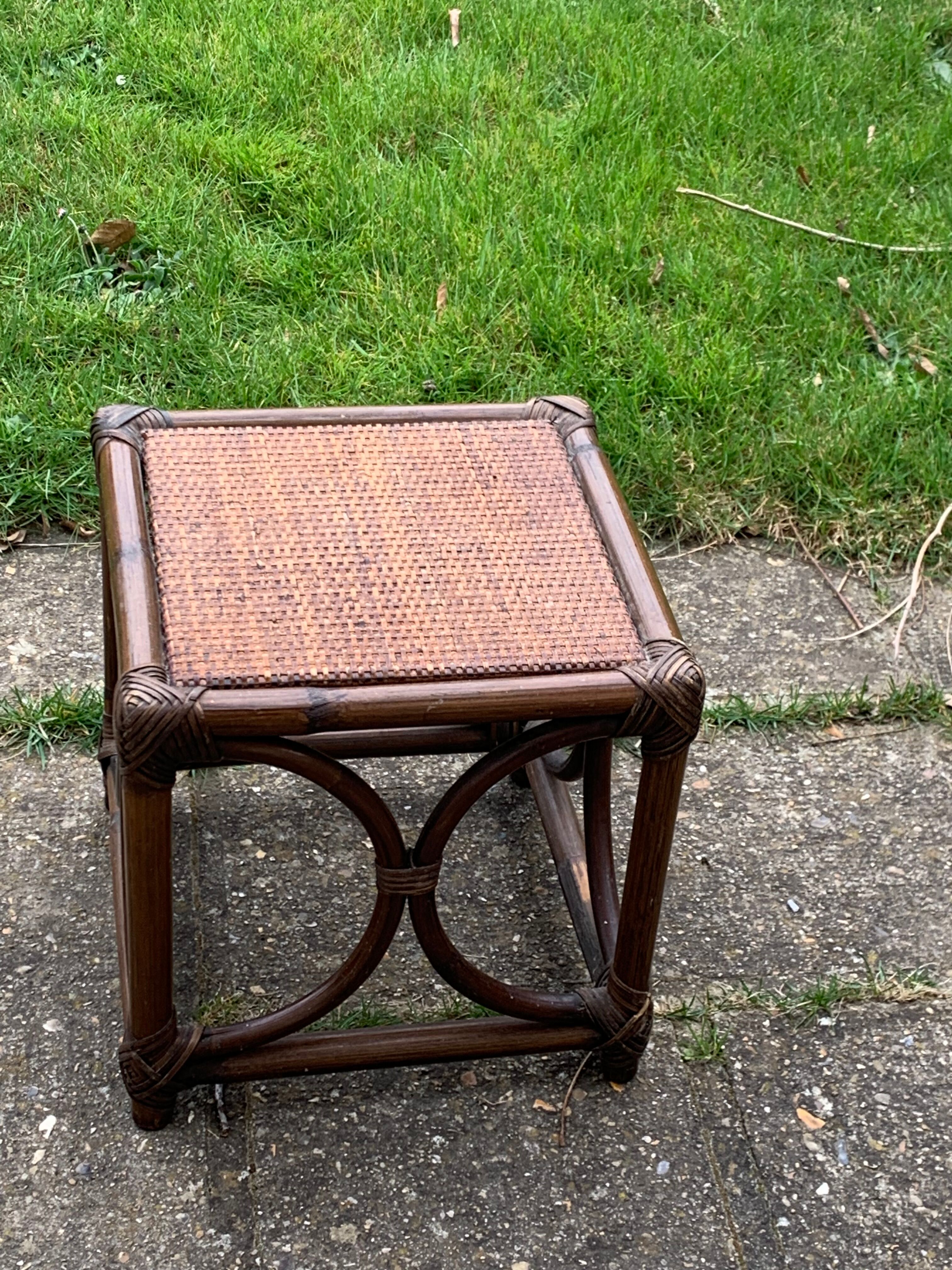 Small square-shaped side table in bamboo and vintage wicker