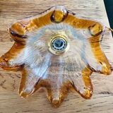 Suspension forms tulip in Murano glass has coppery edge.