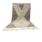 Tapis berbère beni ouraine pour votre espace traditionnelle