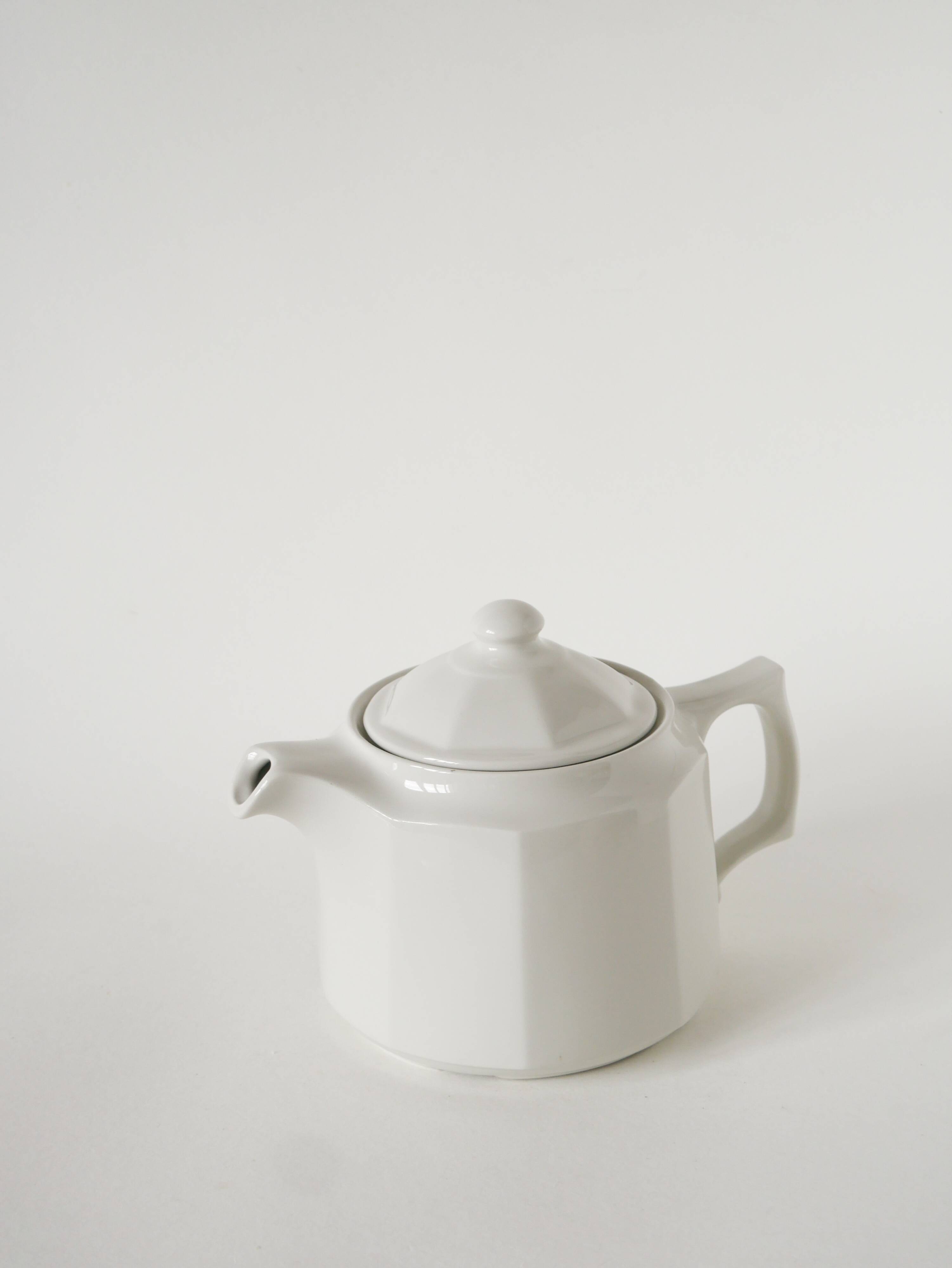 Faceted ceramic teapot, White, 1950