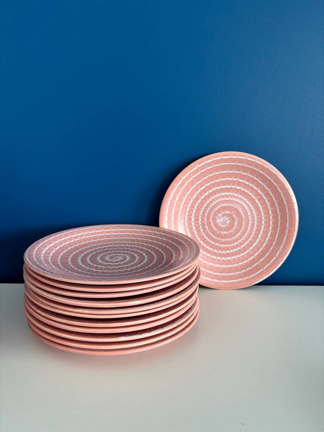 Longchamp pink marbled ceramic plate set - vintage plate