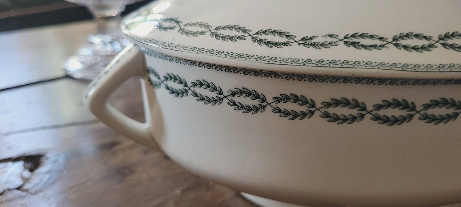 Sarreguemines iron earth tureen