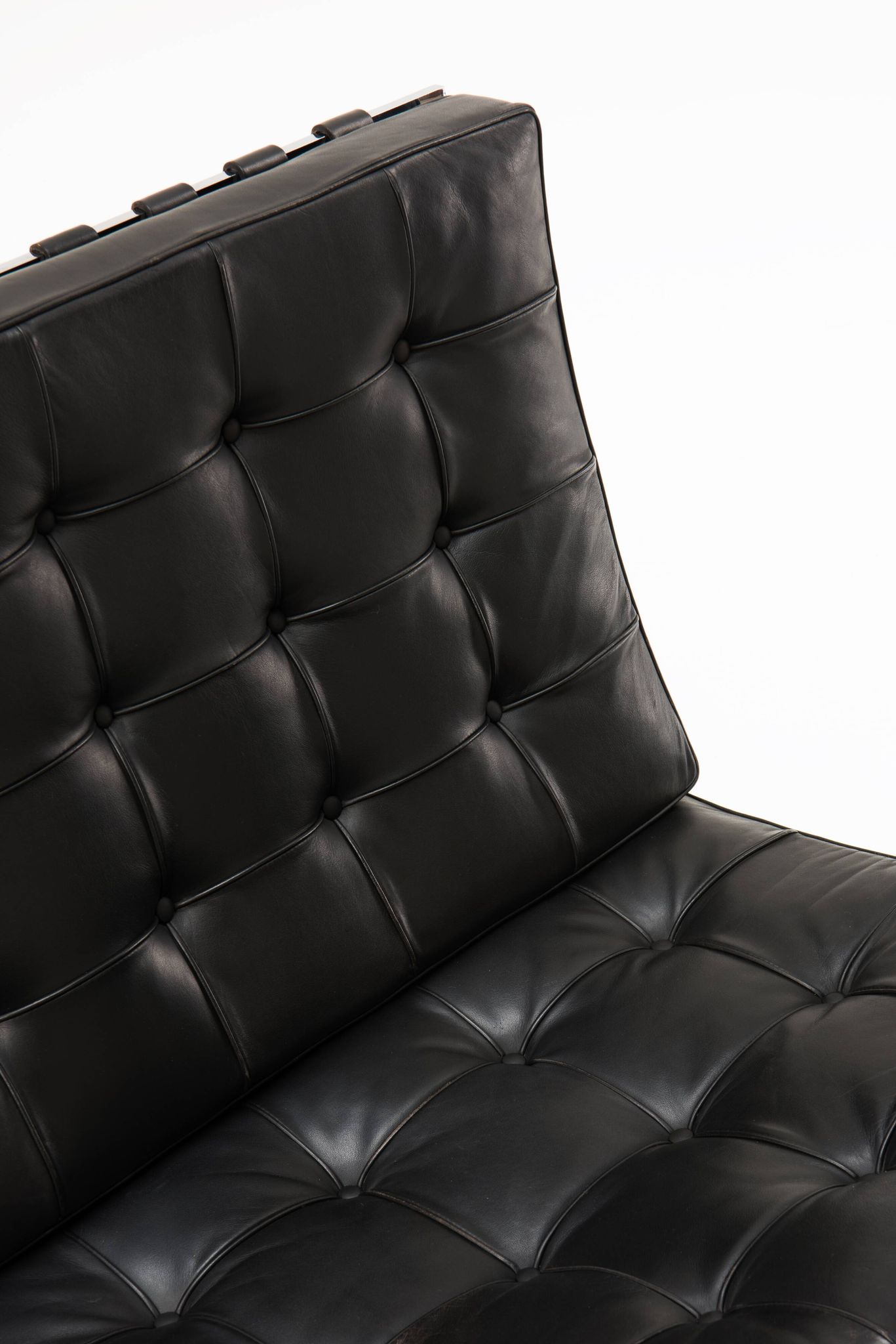 Chaise Barcelona et ottoman - MIES Van Der ROHE