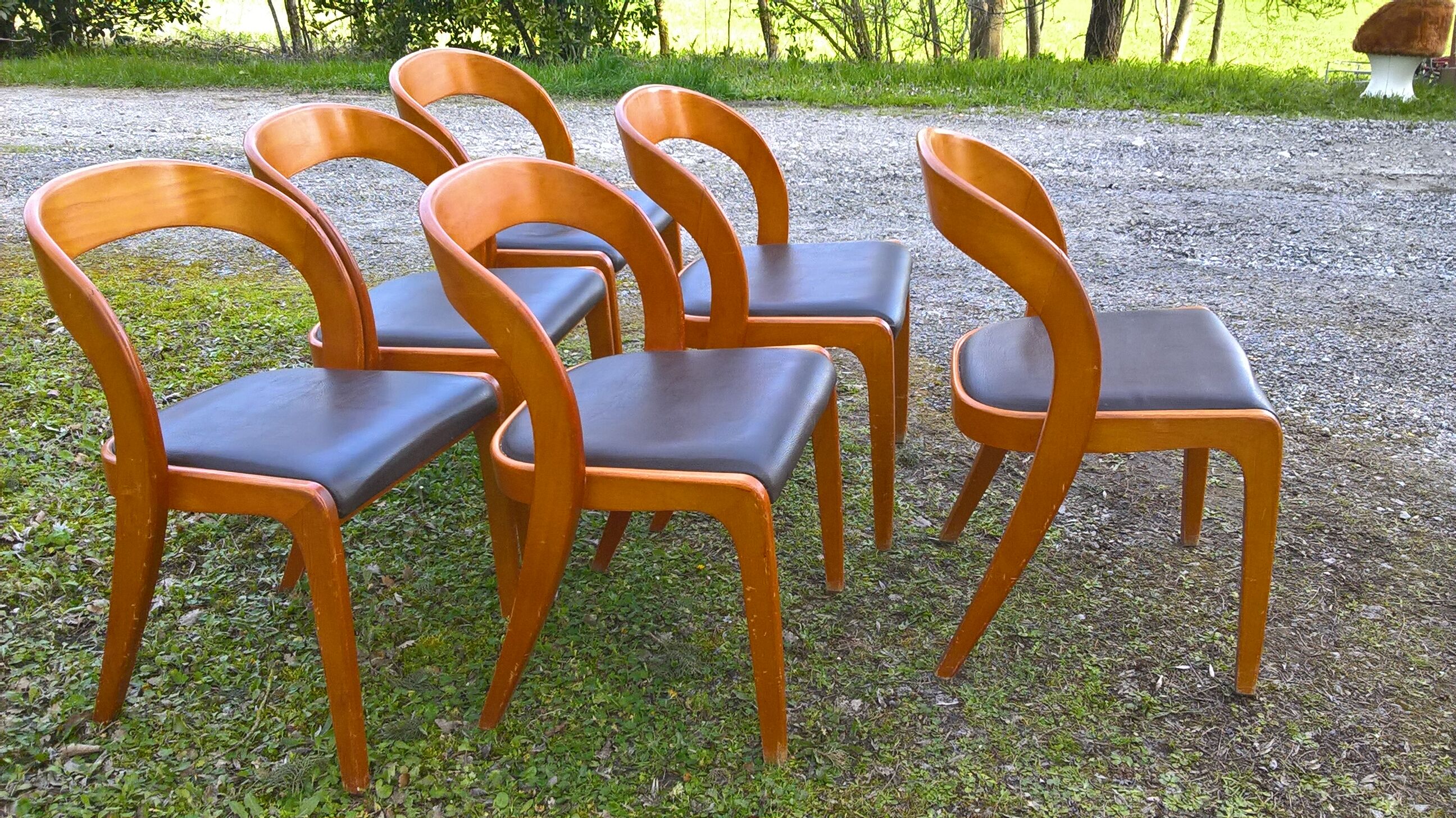 Baumann chairs in leatherette