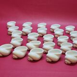 25 Snail Shell Buckets In Vintage White Porcelain