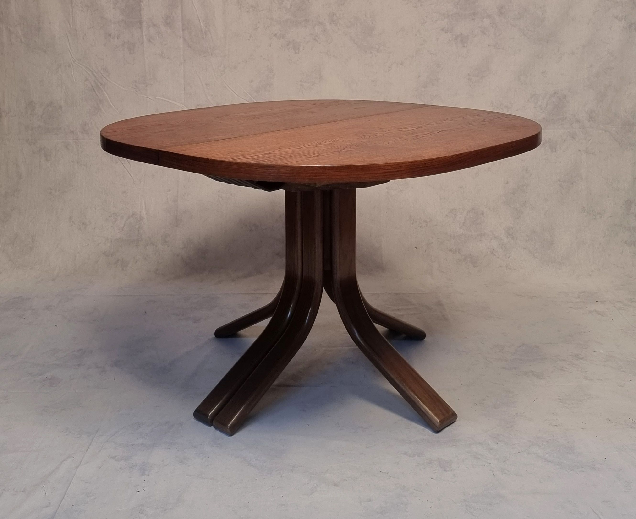 Table by Bruno Rey for Dietiker by the workshop "Stuhl aus Stein am Rhein" - Oak - Ca 1970