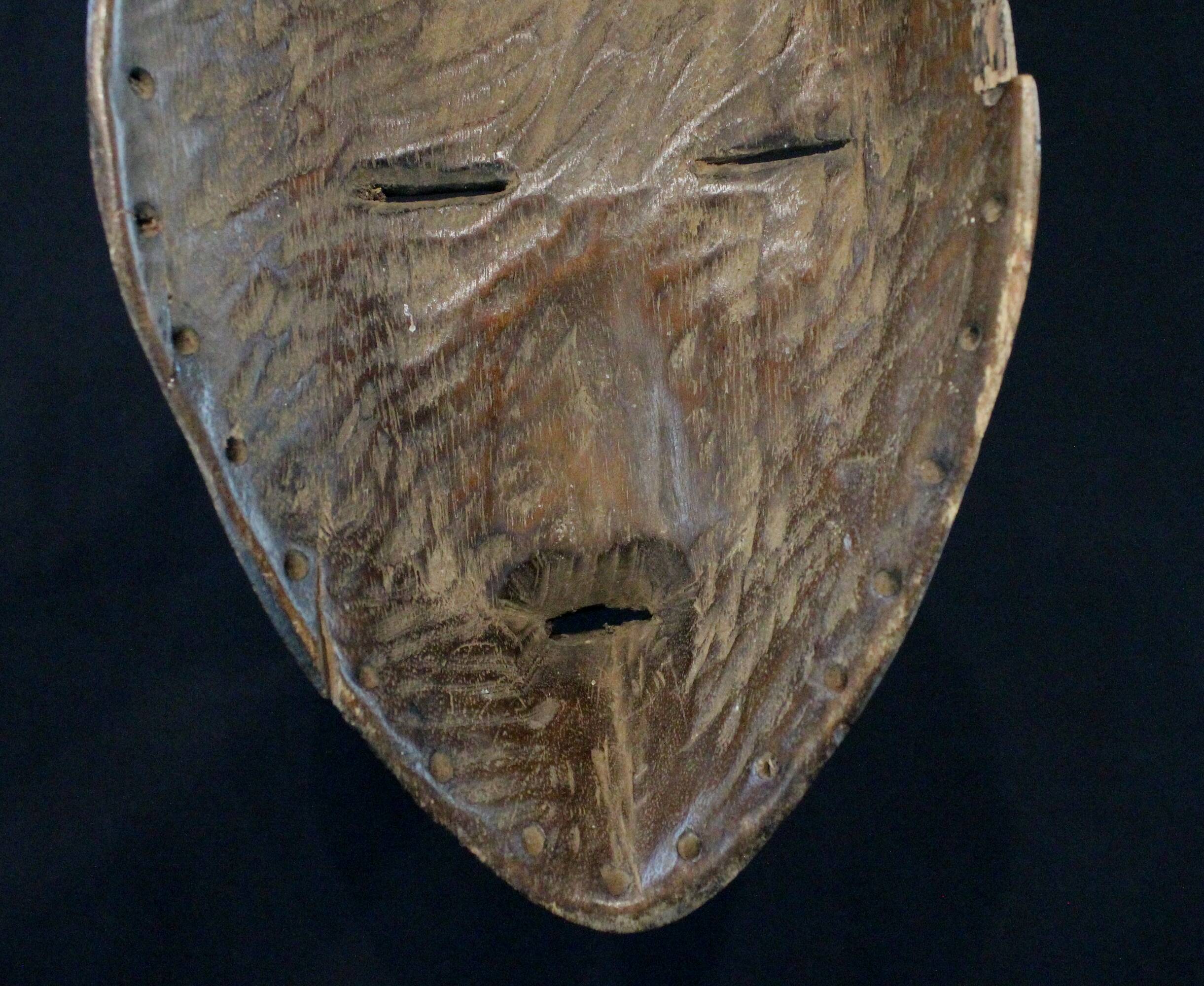 African Art - Old Dan Ethnic Running Mask - Ivory Coast - 22.5