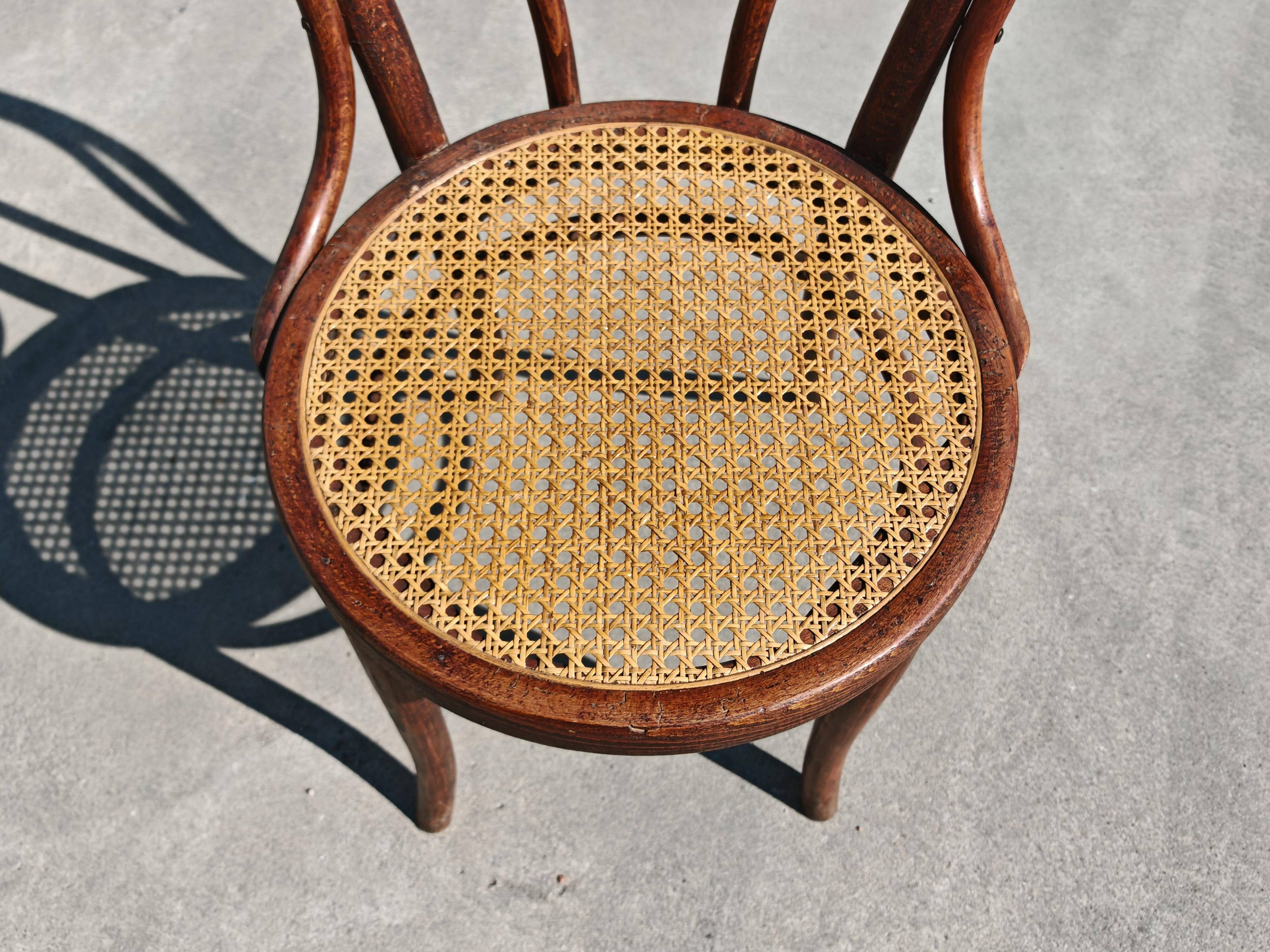 Chaise Bistro Antique J.J. Kohn, années 1920