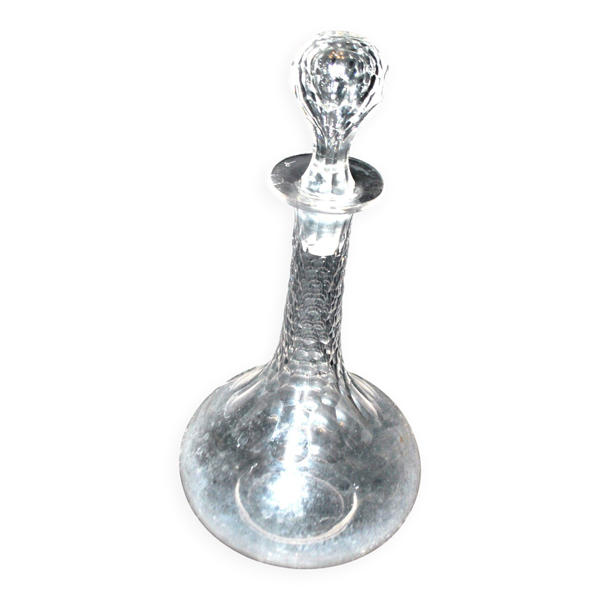 Carafe Baccarat en cristal taillé écaille H29cm — Beyit