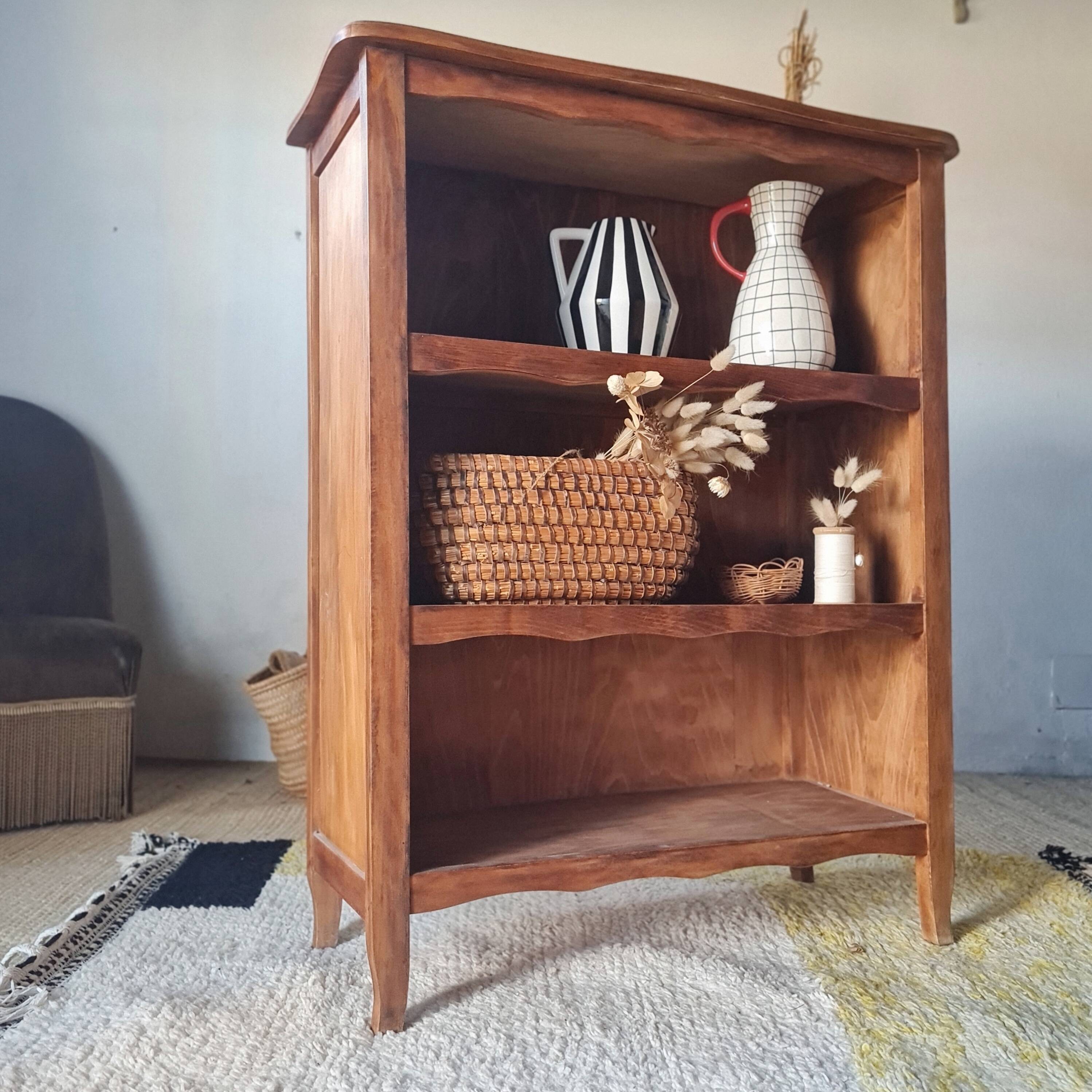 Ancient bibus - old wooden library