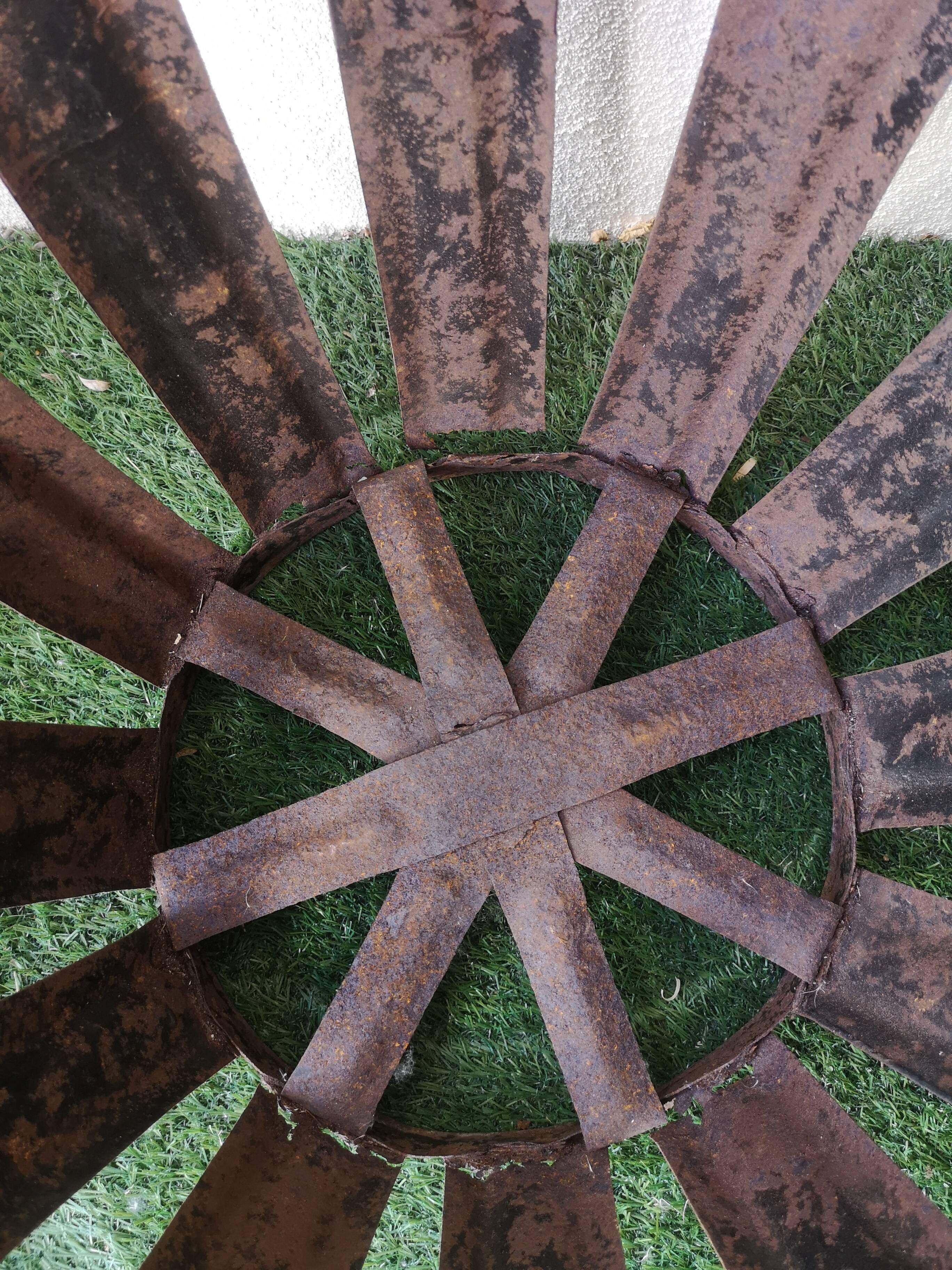 Lady Jeanne canister