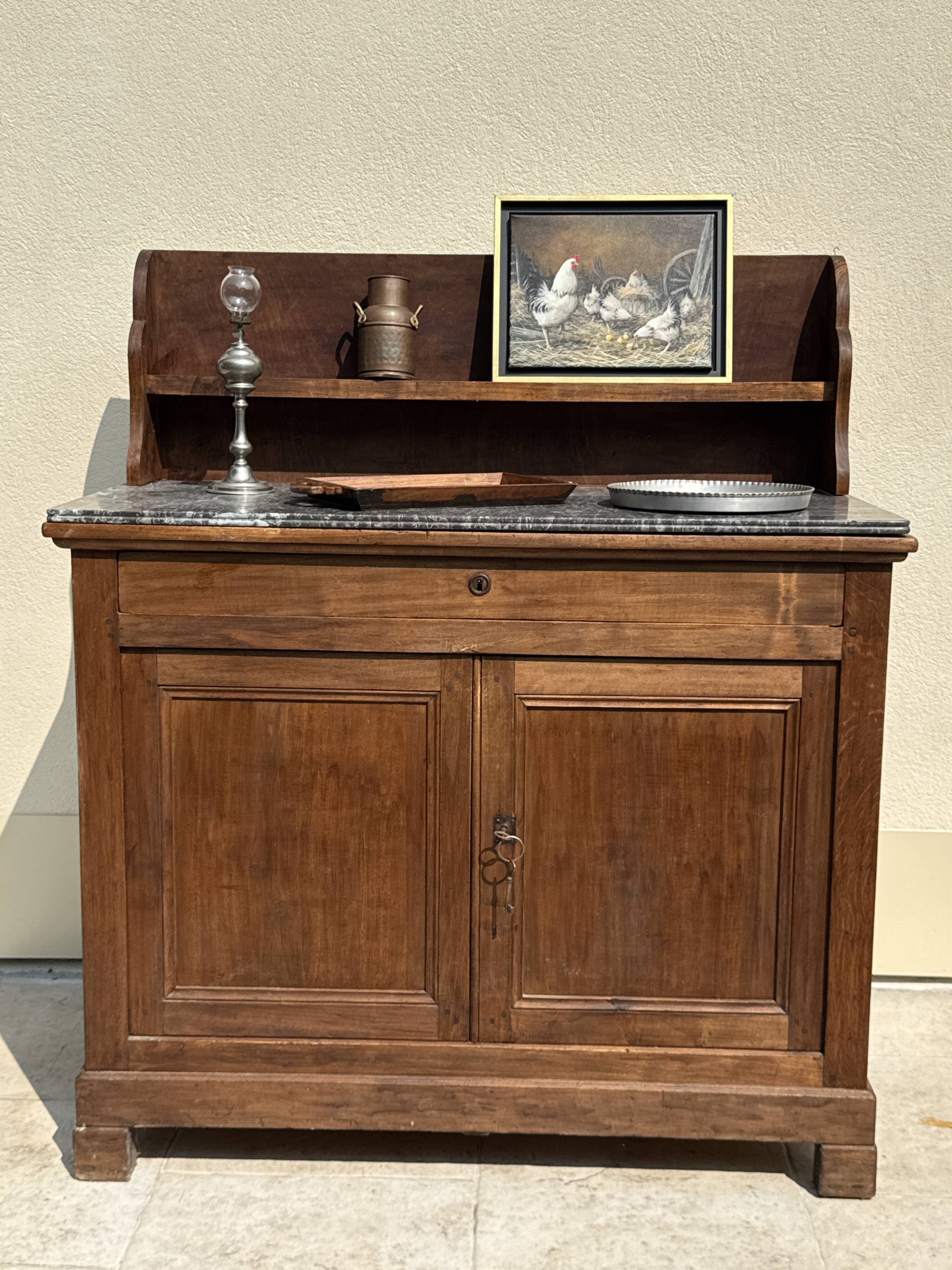 Grand buffet, meuble de toilette ancienne à dessus de marbre XIXe