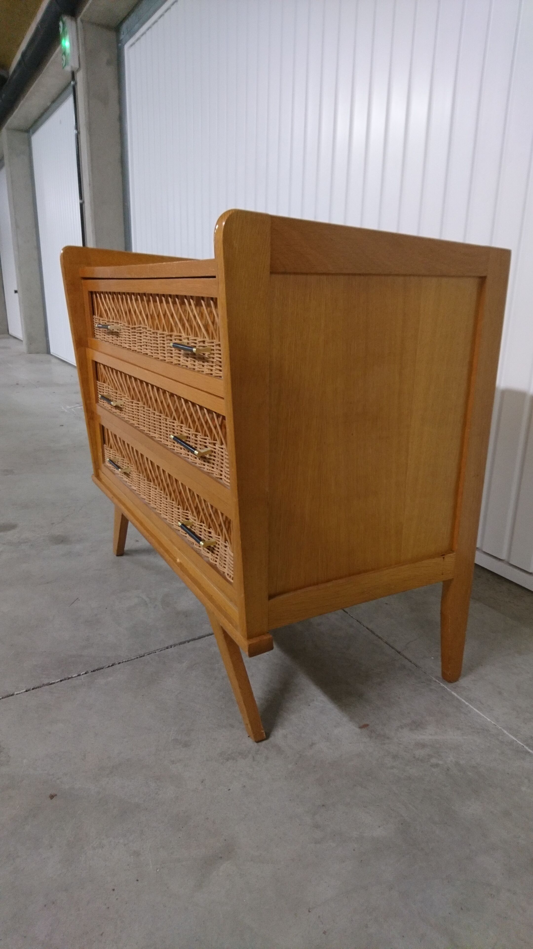 Commode vintage scandinave