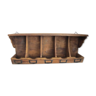 Wall shelf