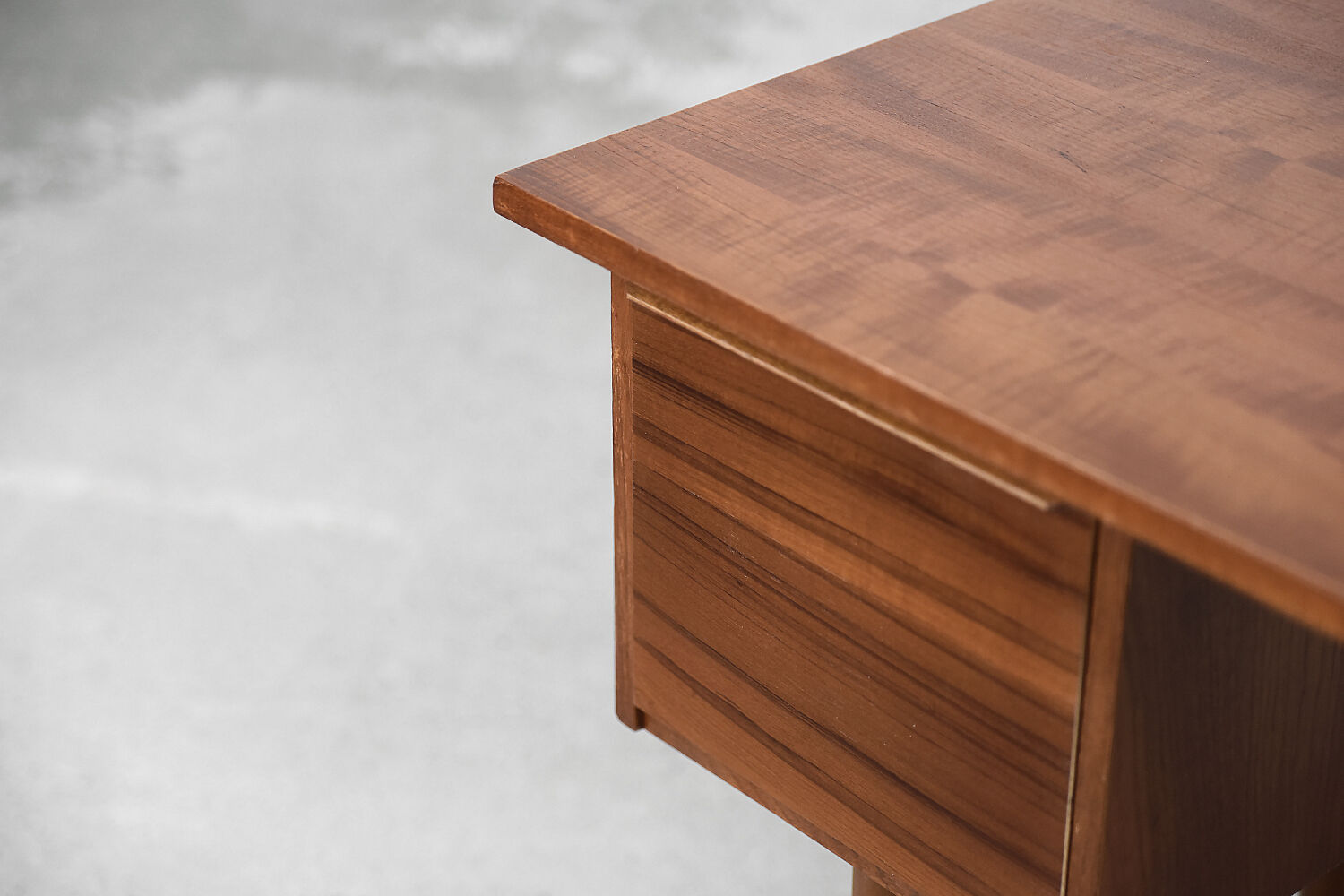 Classic vintage mid-century scandinavian modern teak desk with drawers, 1960s