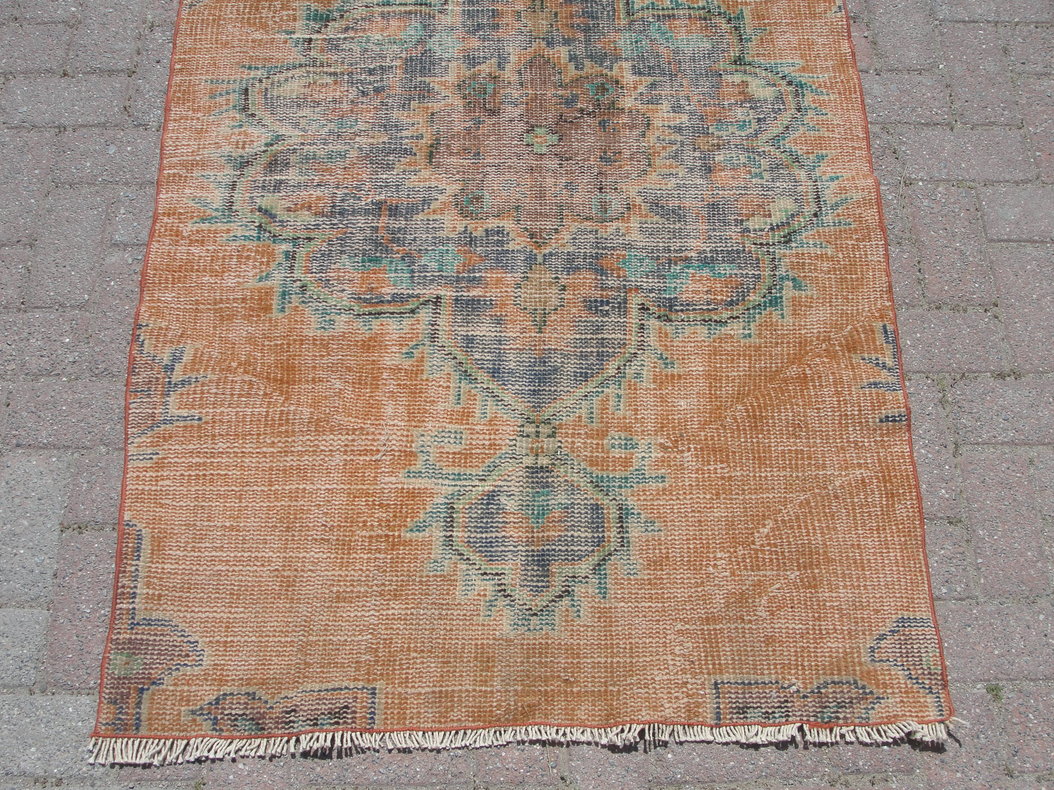 Small red area  rug