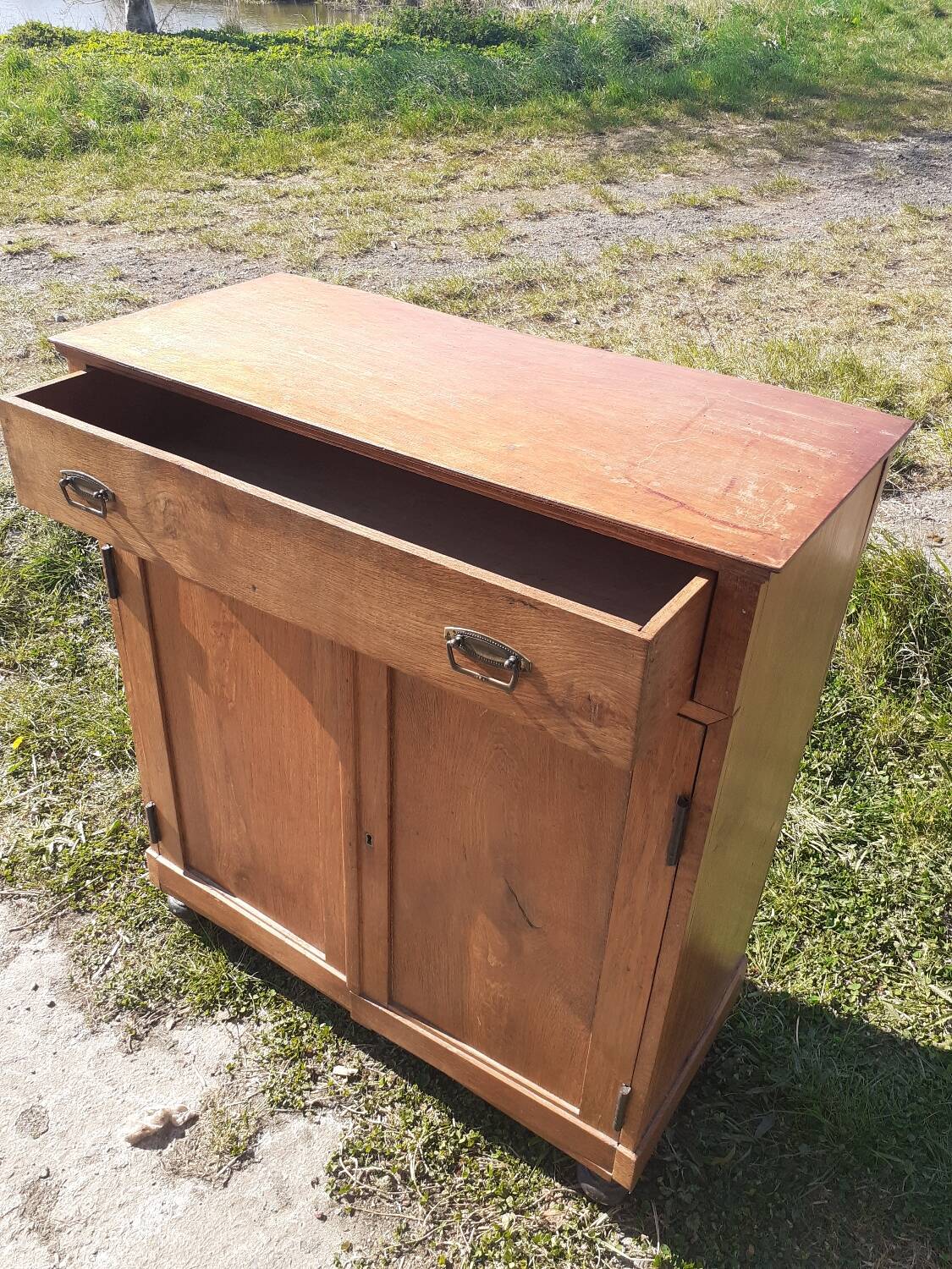 Old buffet