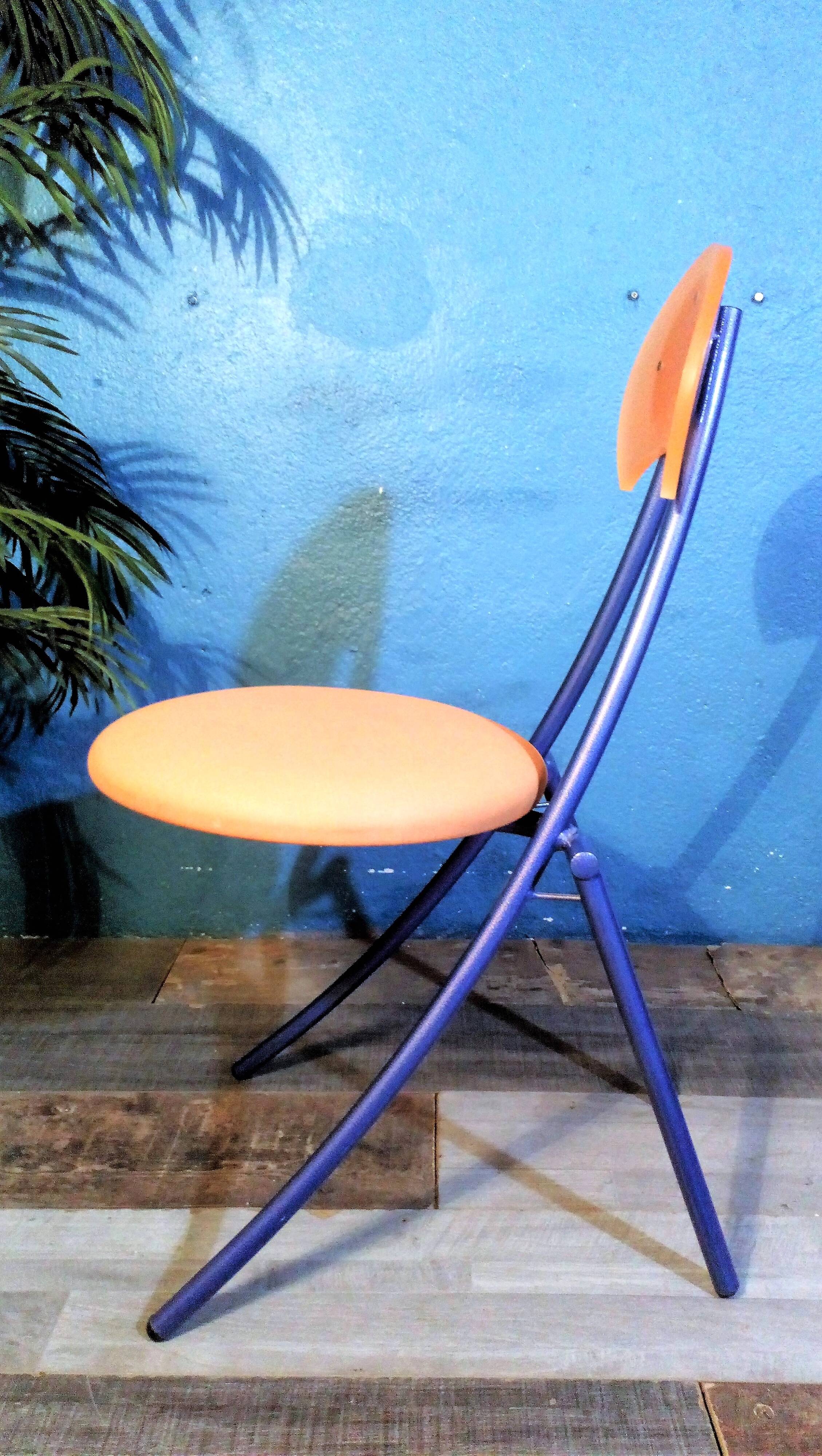 Memphis chair 1980s