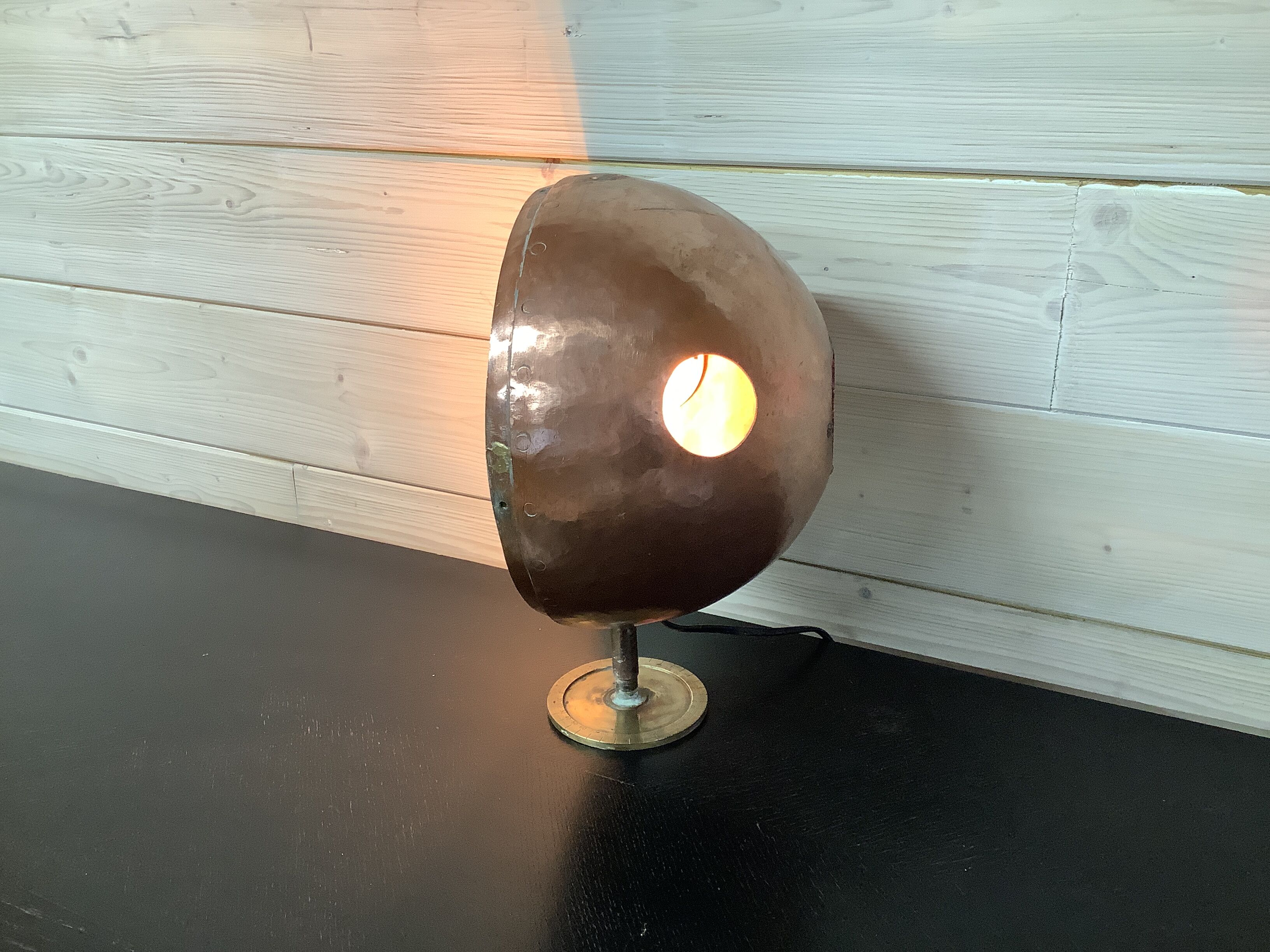 marine lamp