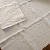 2 monogram napkins H